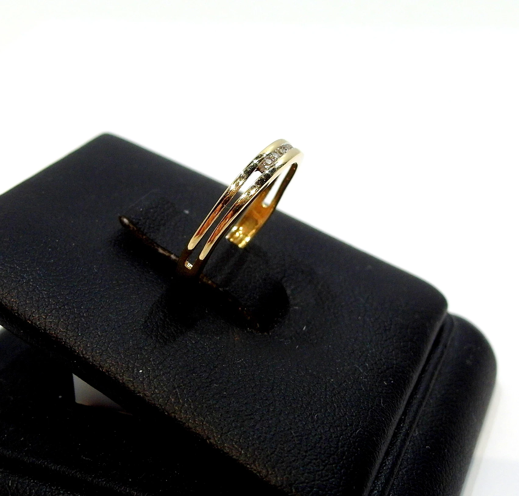 zloty-pierscionek-z-brylantami-prp-585-r12-rodzaj-2205-16