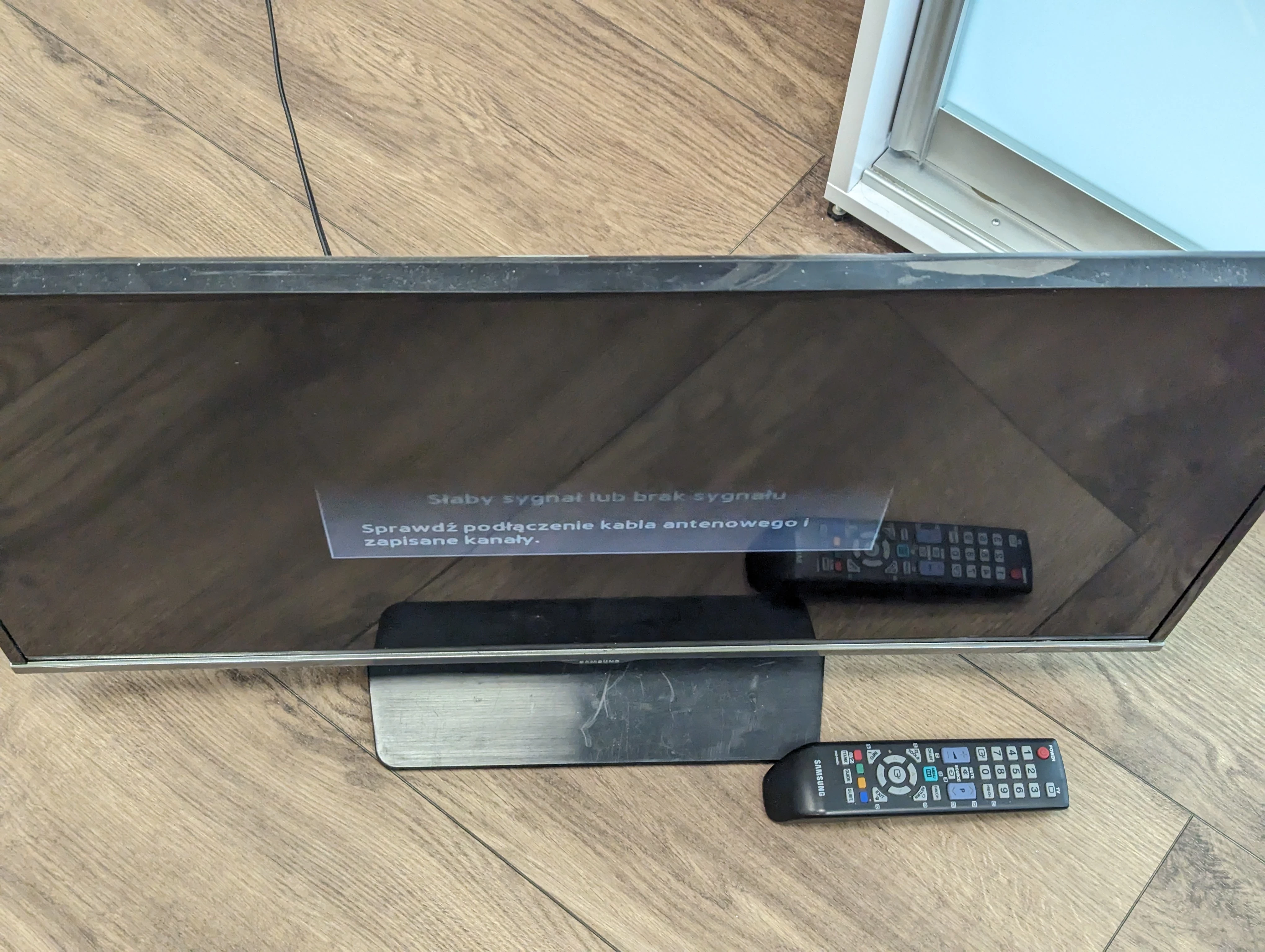 tv-samsung-ue32h5000aw-odbior-osobisty-przekatna-ekranu-cale-32