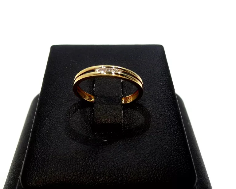 zloty-pierscionek-z-brylantami-prp-585-r12-ean-gtin-5905868206135