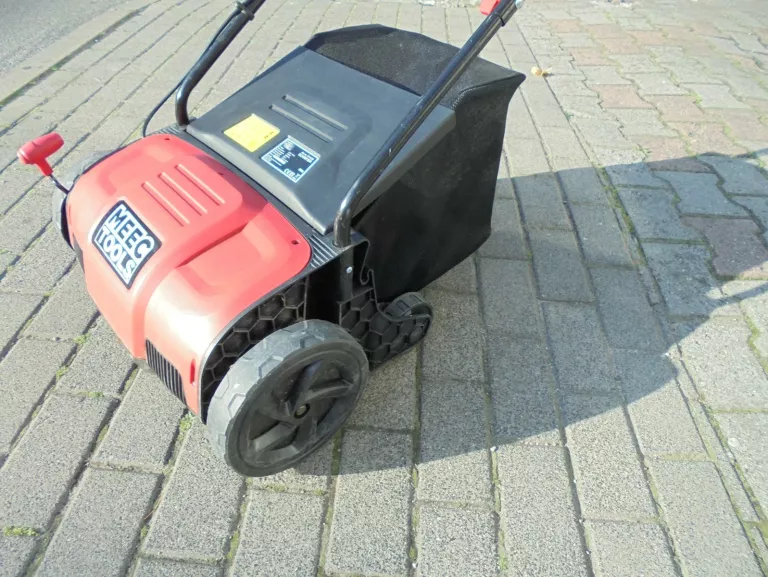 WERTYKULATOR/AERATOR 2-IN-1 MEEC TOOLS 014438
