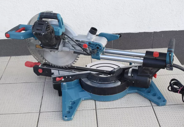 ukosnica-z-posuwem-erbauer-1800-w-305-mm-stan-uzywany