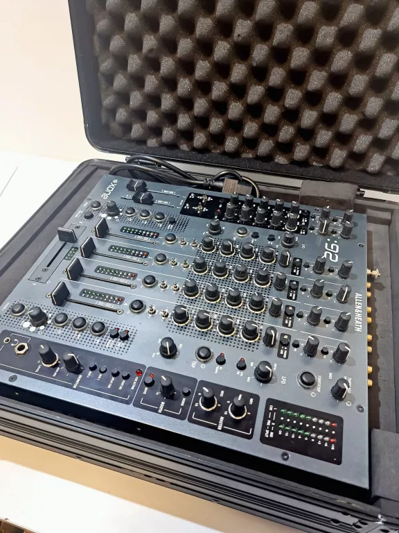 MIKSER ALLEN & HEATH XONE:92