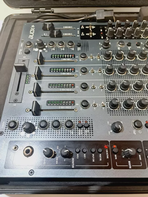 MIKSER ALLEN & HEATH XONE:92