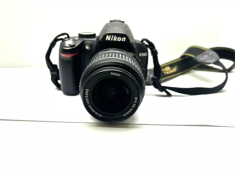 NIKON D3000 + OBIEKTYW