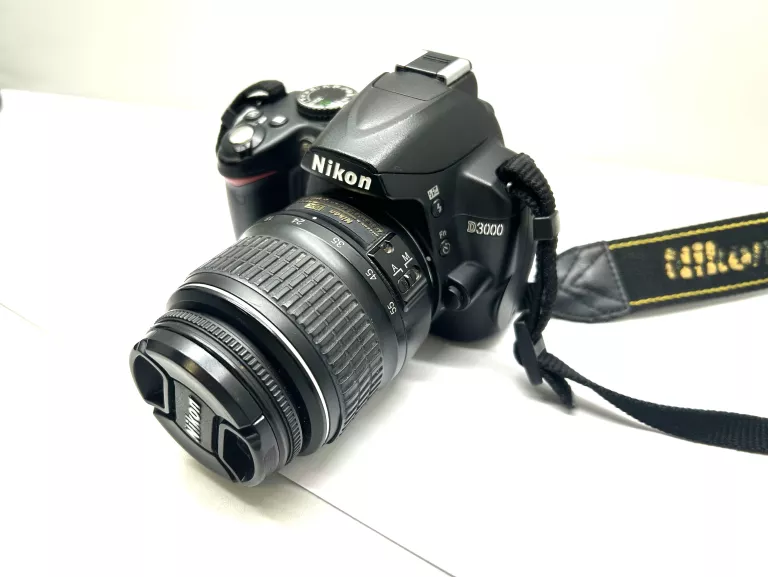 NIKON D3000 + OBIEKTYW