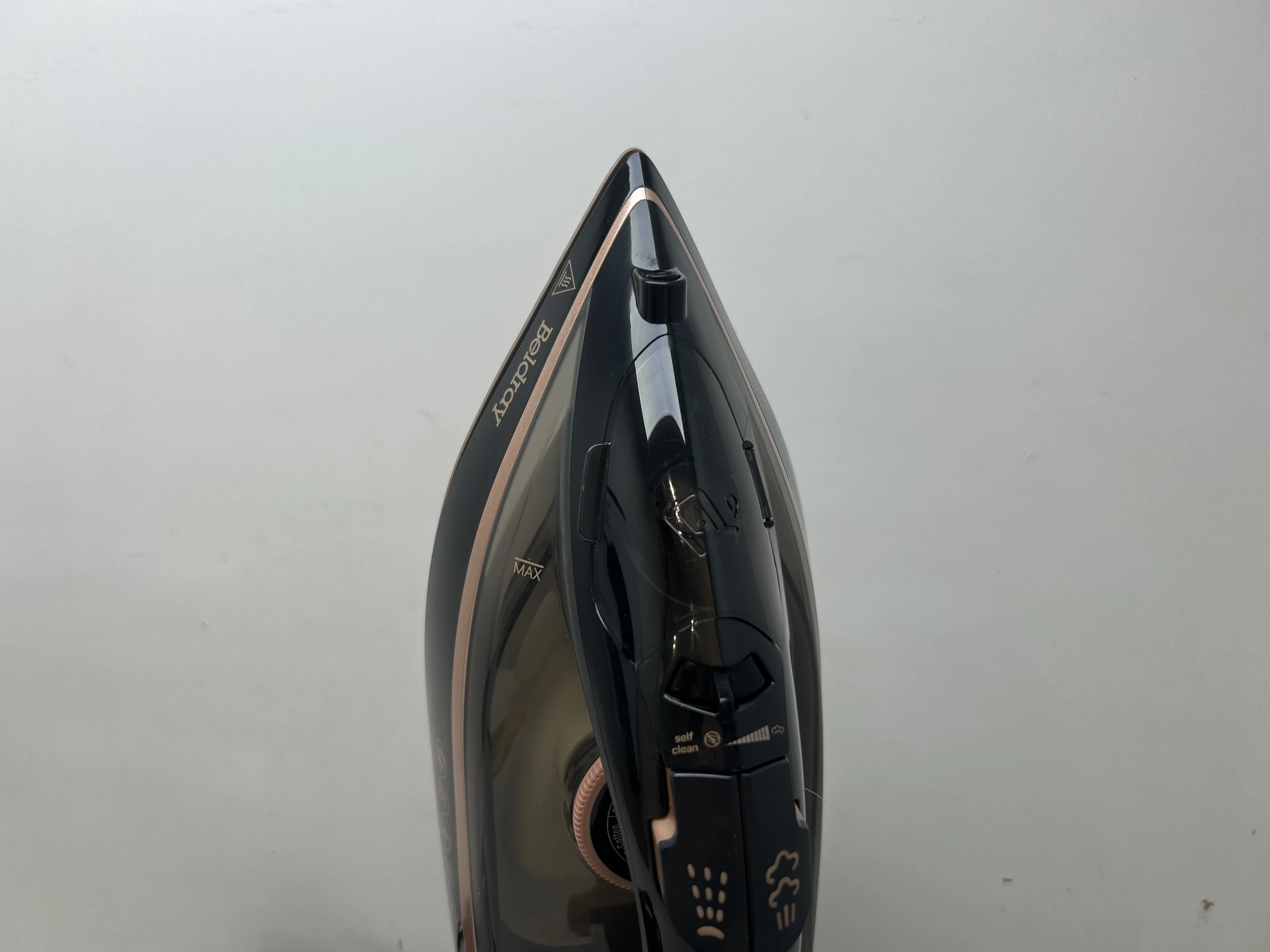 beldray-zelazko-bezprzewodowe-bel0987rg-2600-w-kolor-dominujacy-czarny