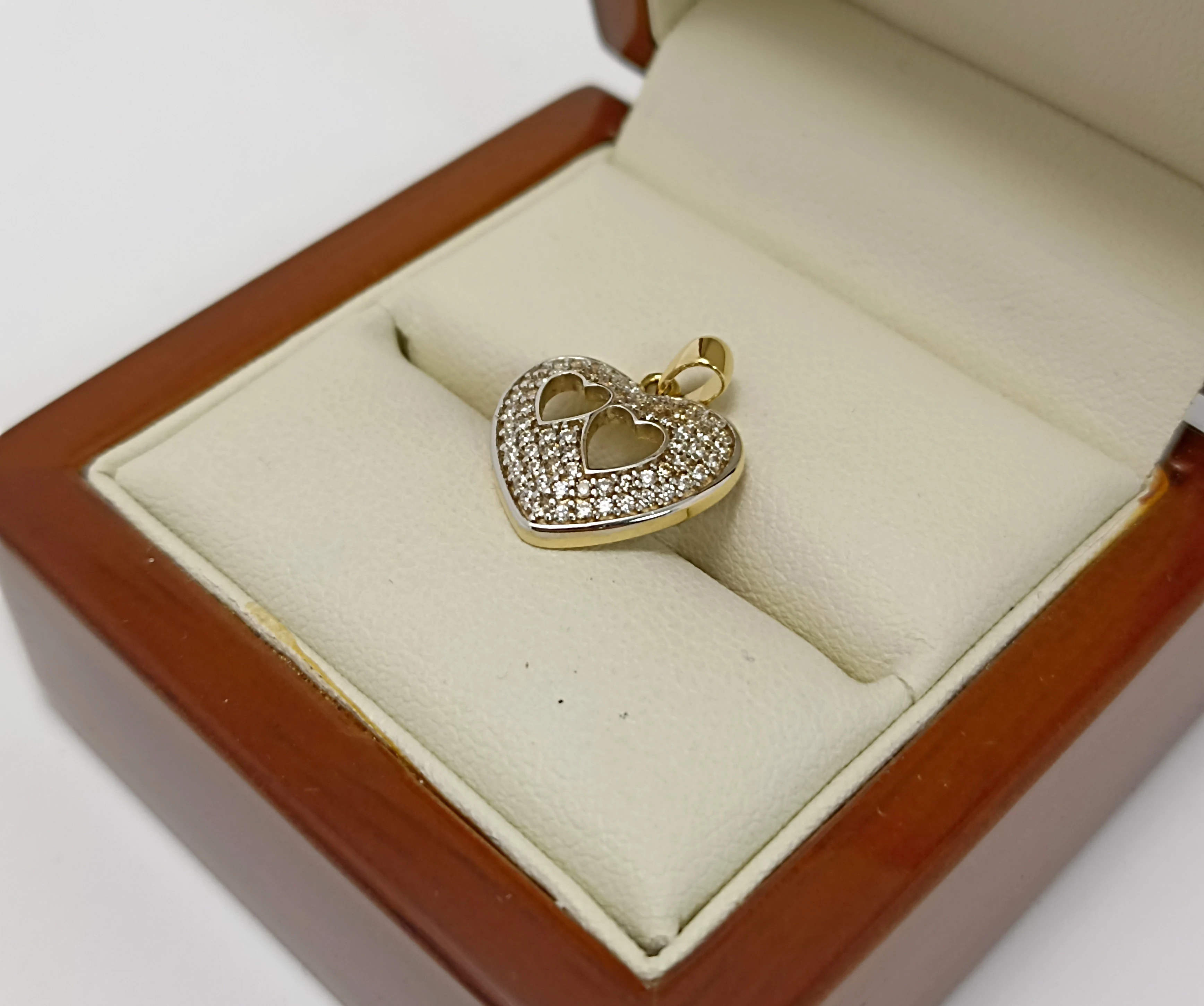 zlota-zawieszka-serce-z-cyrkoniami-pr585-210g-kamien-cyrkonia