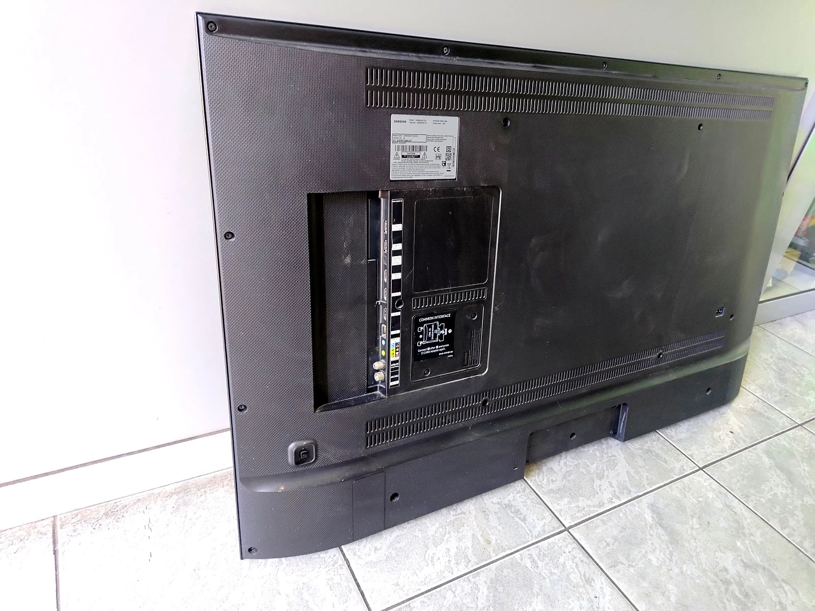 telewizor-samsung-led-ue50mu6172-przekatna-ekranu-cale-50