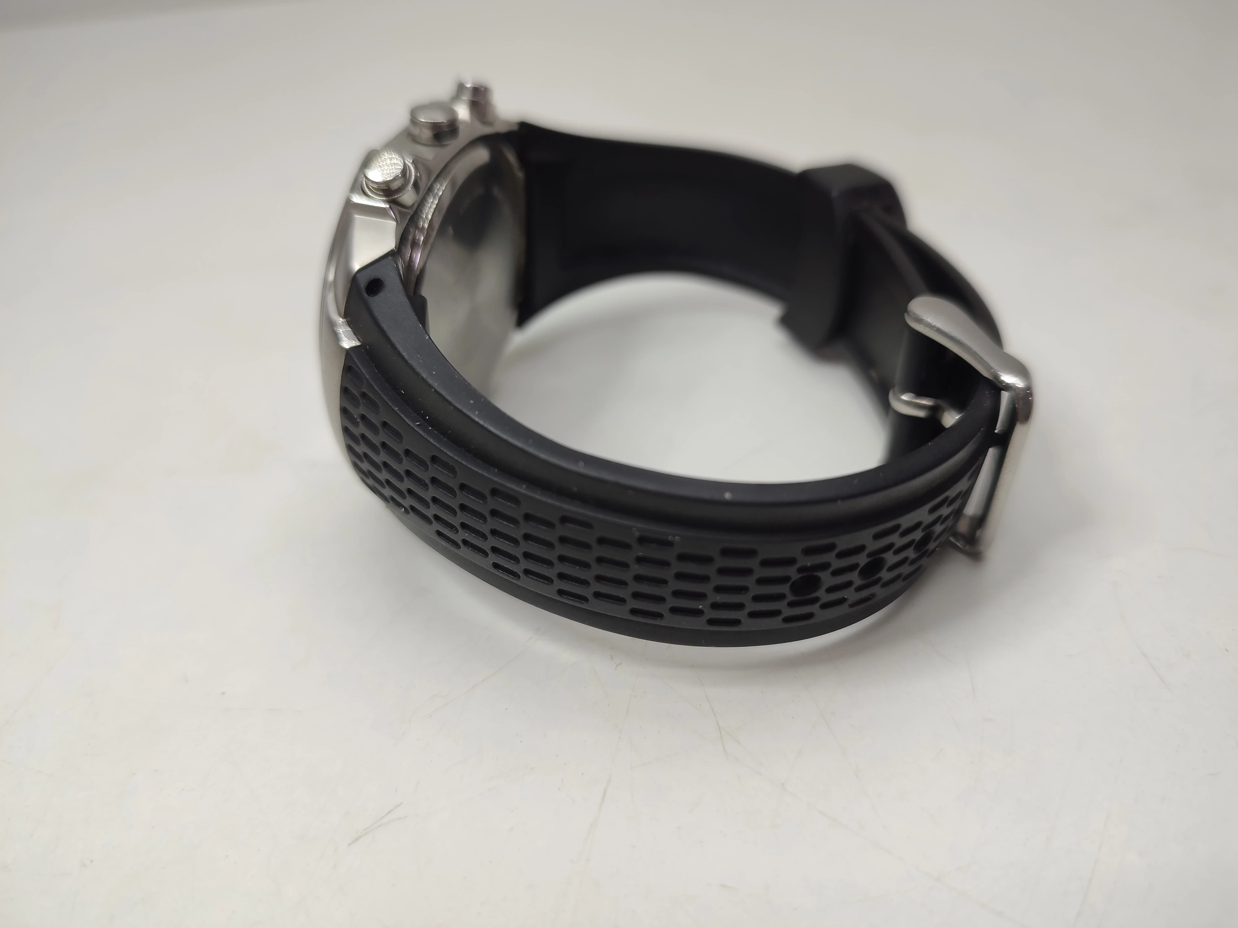 zegarek-lorus-na-pasku-fusion-stan-uzywany