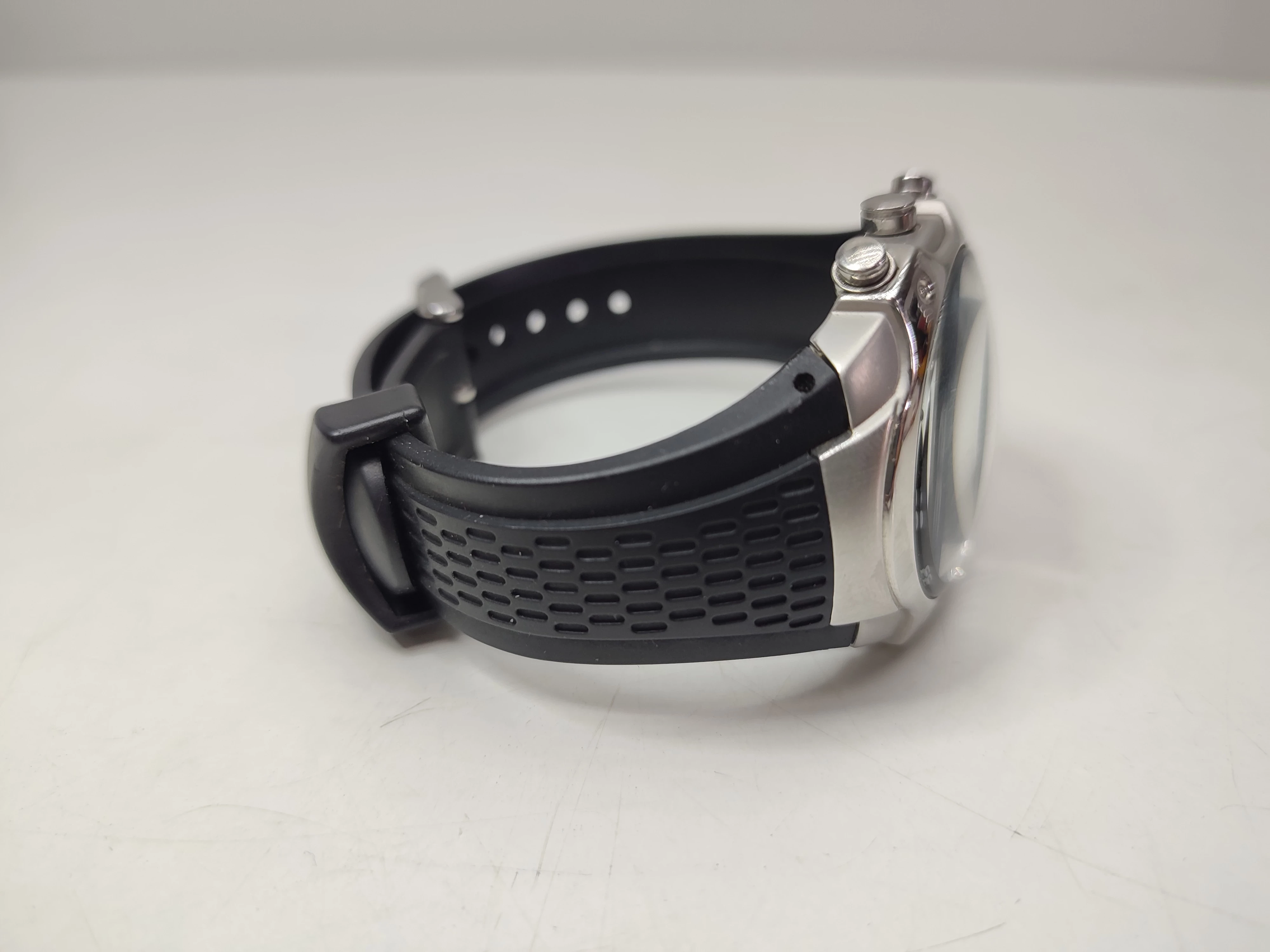 zegarek-lorus-na-pasku-fusion-rodzaj-analogowe