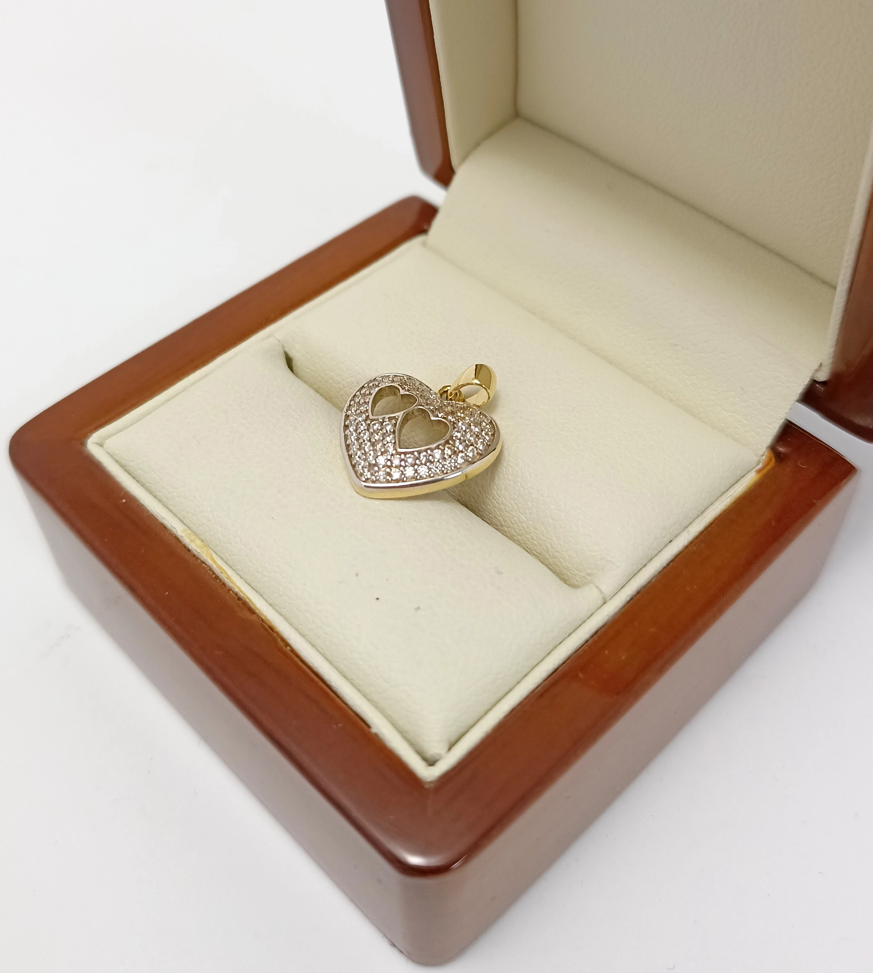 zlota-zawieszka-serce-z-cyrkoniami-pr585-210g-marka-inna-marka