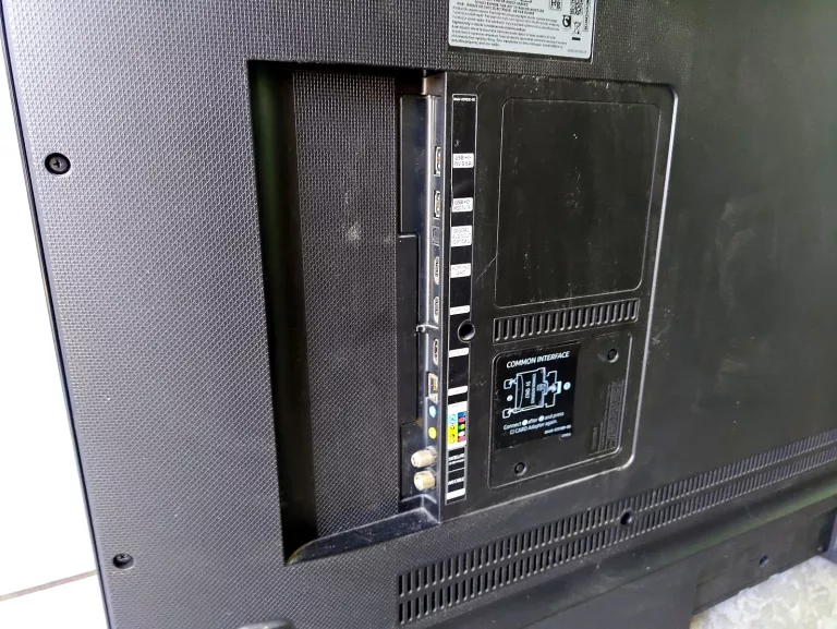 telewizor-samsung-led-ue50mu6172-typ-telewizora-led