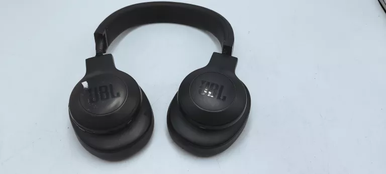 SŁUCHAWKI BEZPRZEWODOWE NAUSZNE JBL E500BT