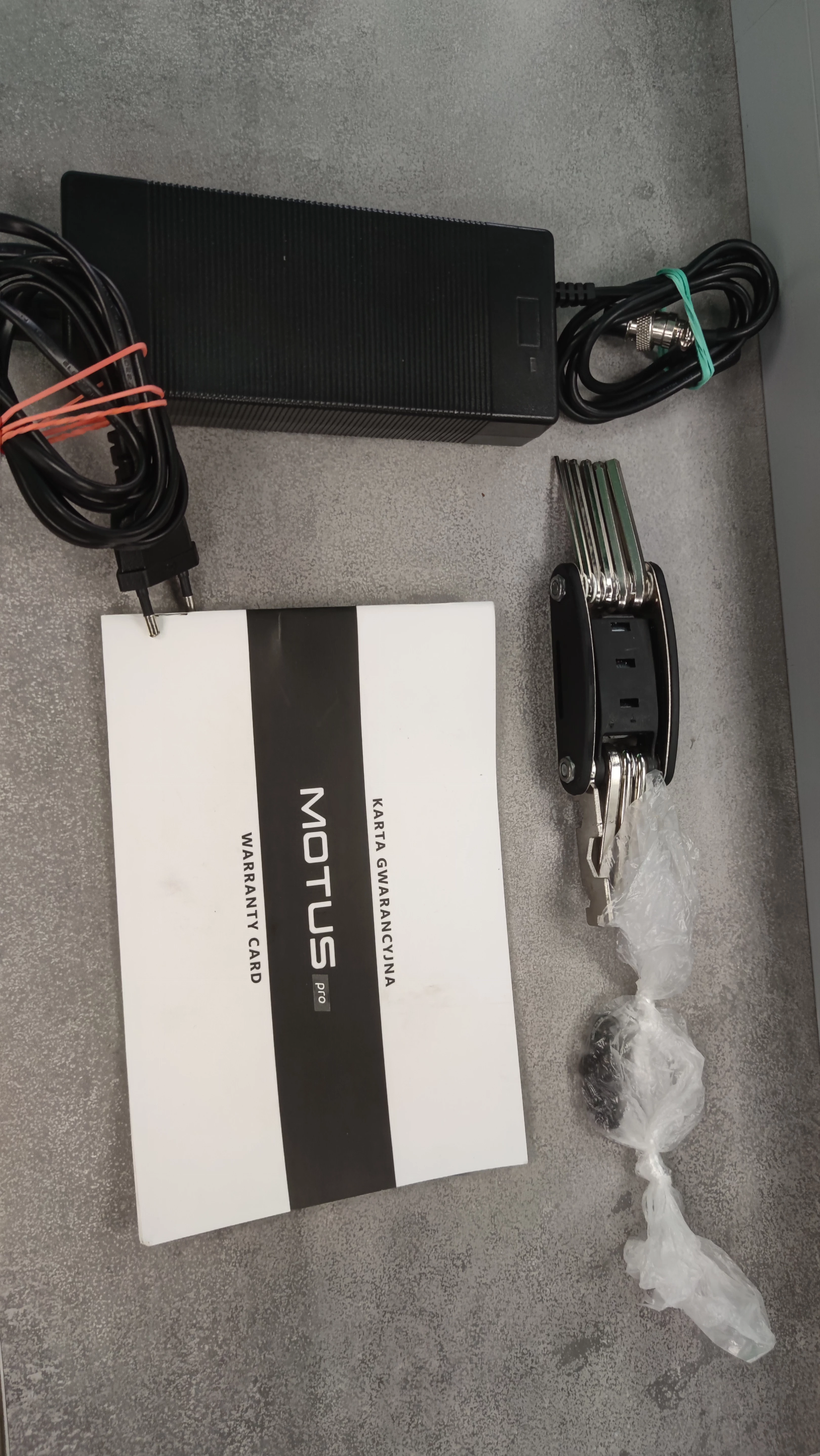 hulajnoga-elektryczna-motus-10-sport-pro-lg-wysokosc-kierownicy-1