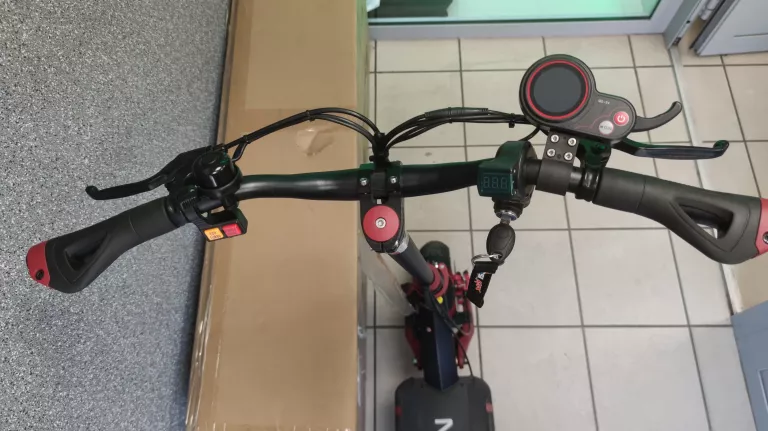 hulajnoga-elektryczna-motus-10-sport-pro-lg-predkosc-maksymalna-66