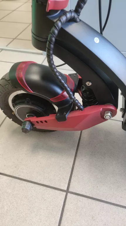 hulajnoga-elektryczna-motus-10-sport-pro-lg-kolor-czarny