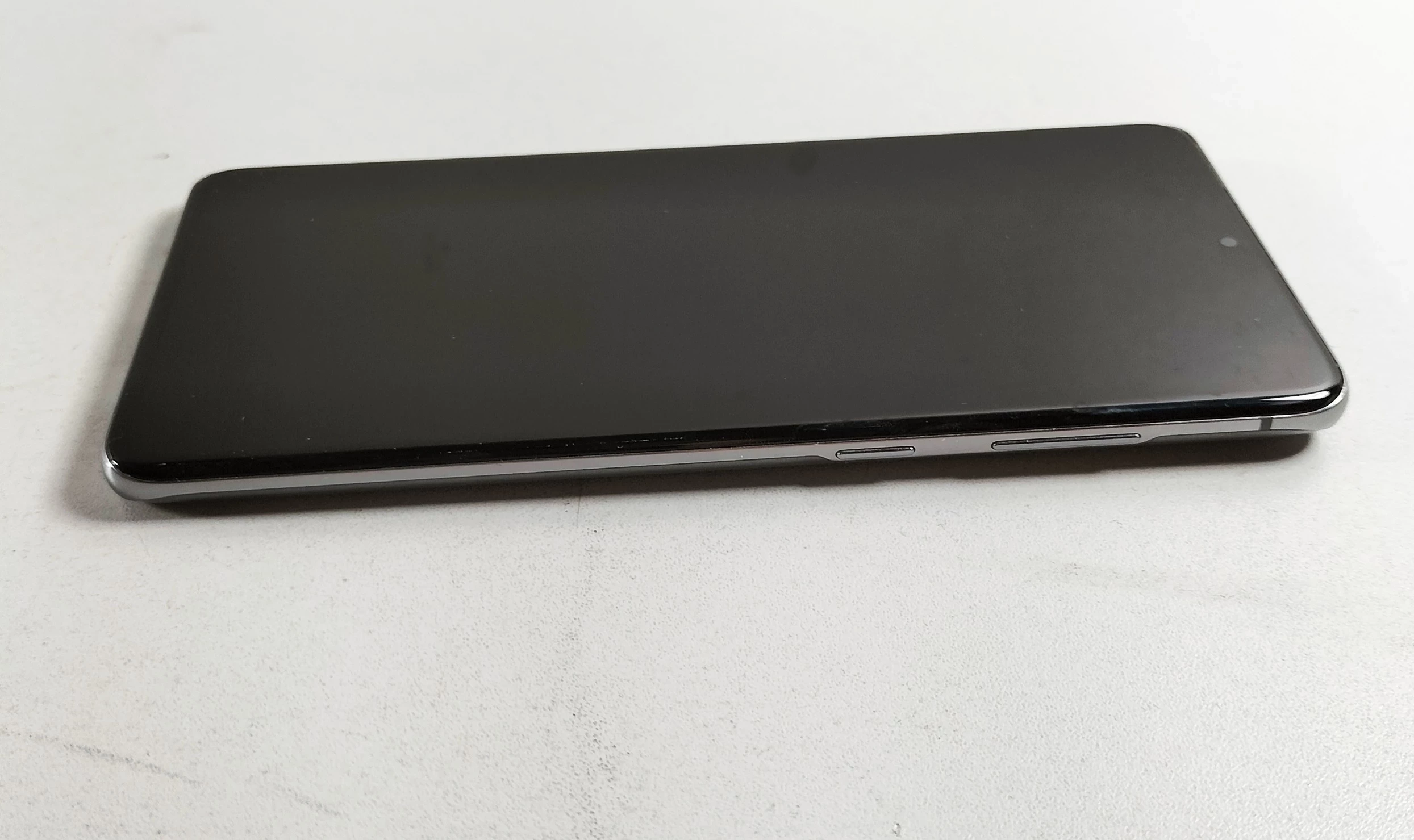 telefon-samsung-galaxy-s-20-5g-stan-uzywany