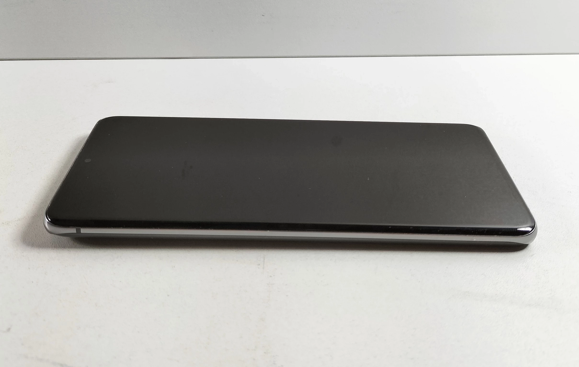 telefon-samsung-galaxy-s-20-5g-ean-gtin-0887276404974