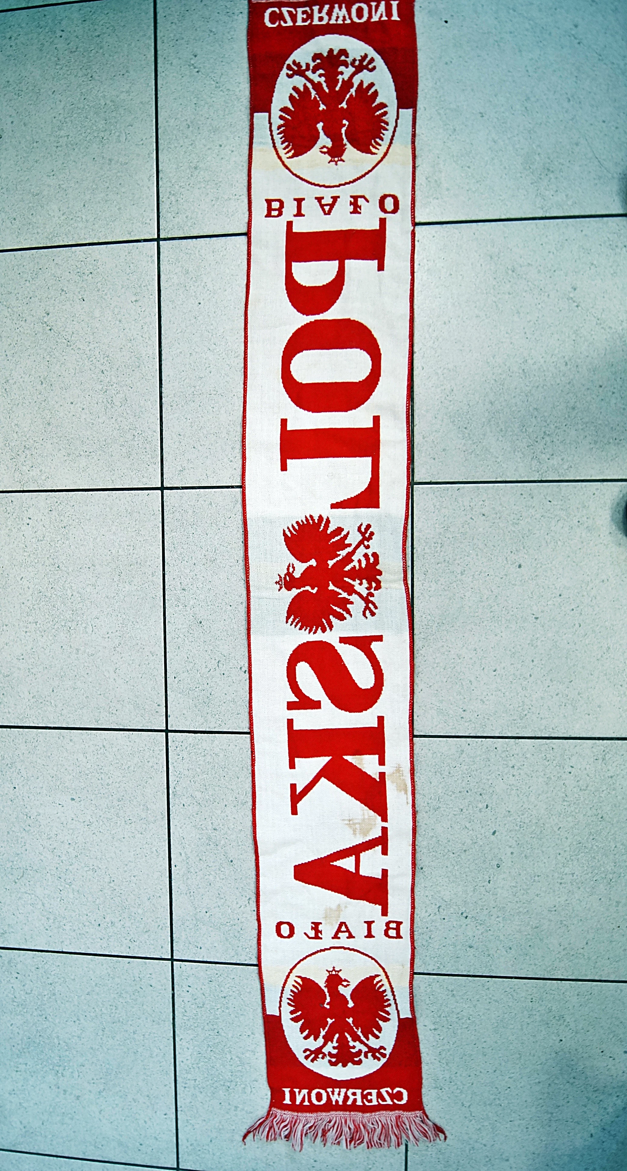 szalik-polska-bialo-czerwoni-dlugosc-142