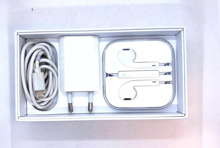 iphone-apple-se-32gb-zloty-100-bateria-jak-nowy-transmisja-danych-4g-lte