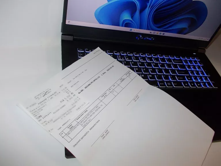 LAPTOP DO GIER! HIRO X750 I5/16GB/1TB+SSD + GWAR!