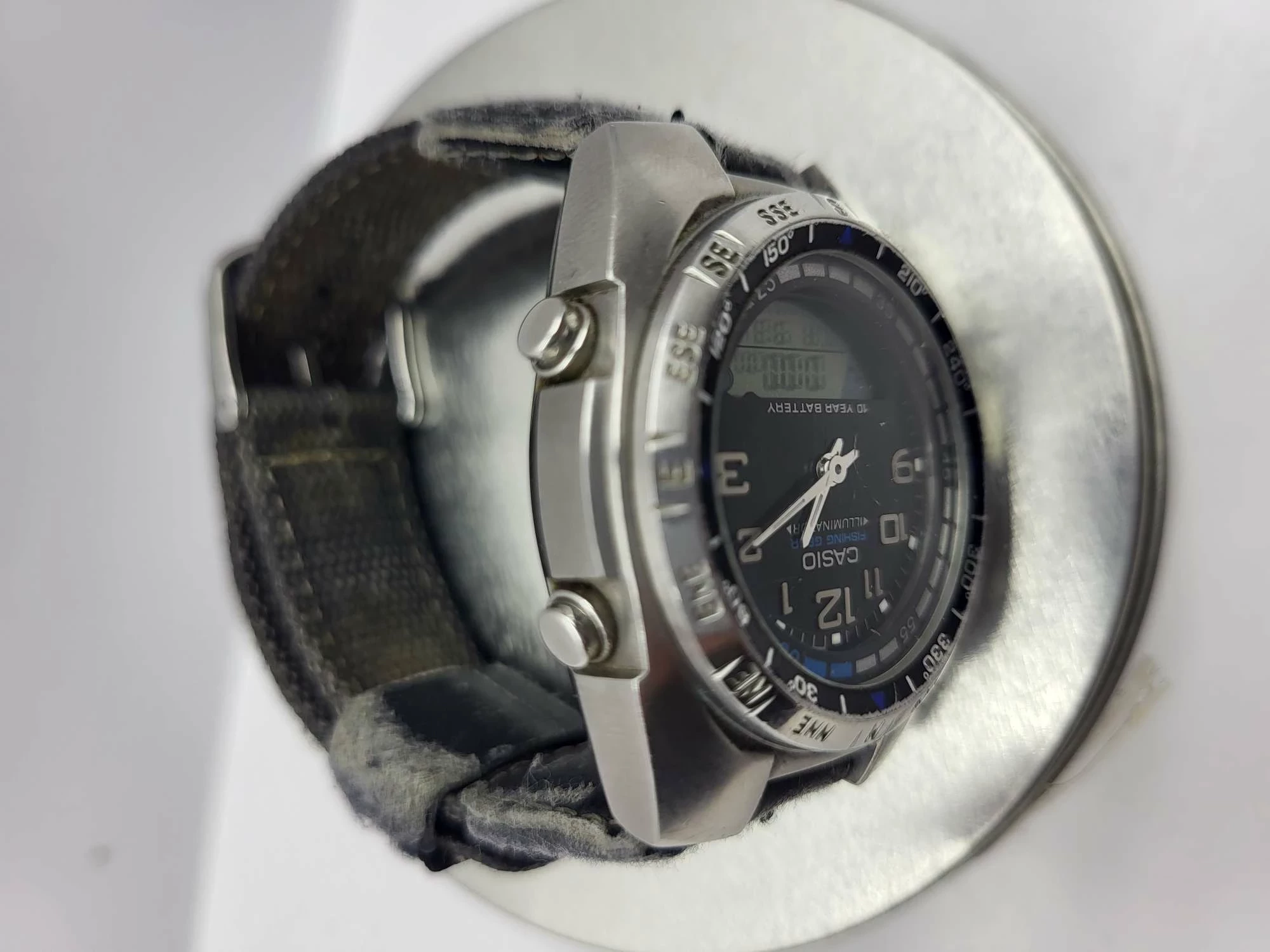 zegarek-casio-amw-700-typ-nareczny