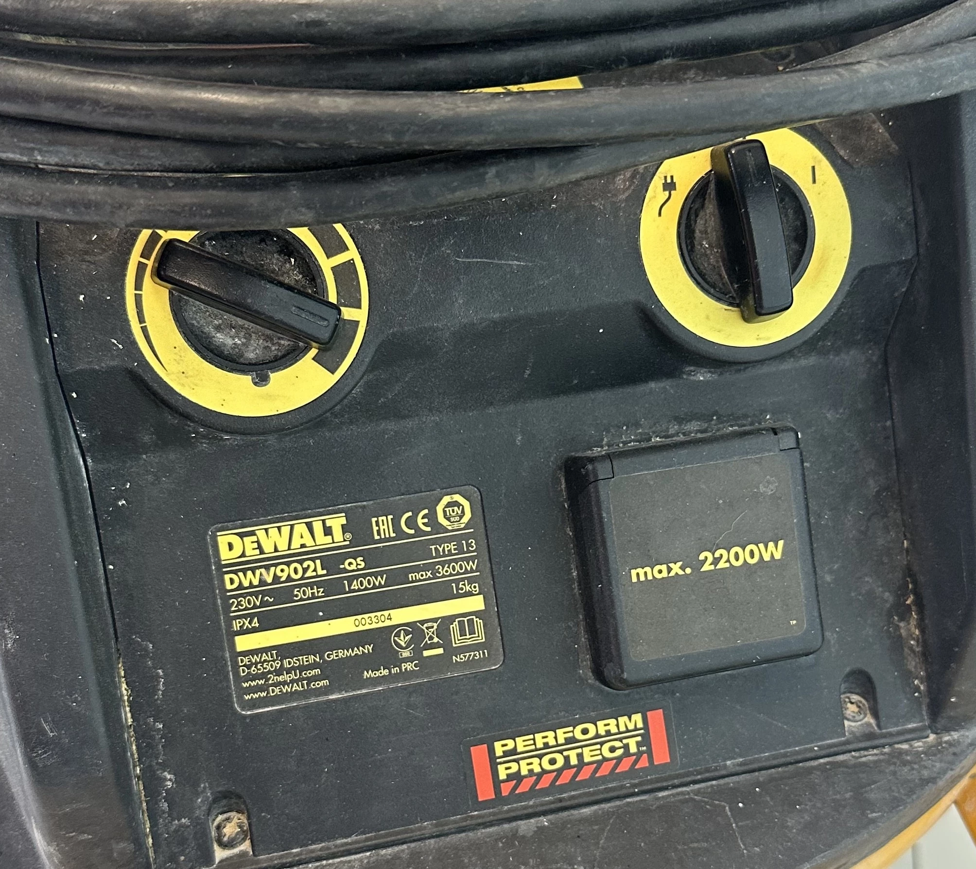 odkurzacz-przemyslowy-dewalt-dwv902l-ean-gtin-5909994295490