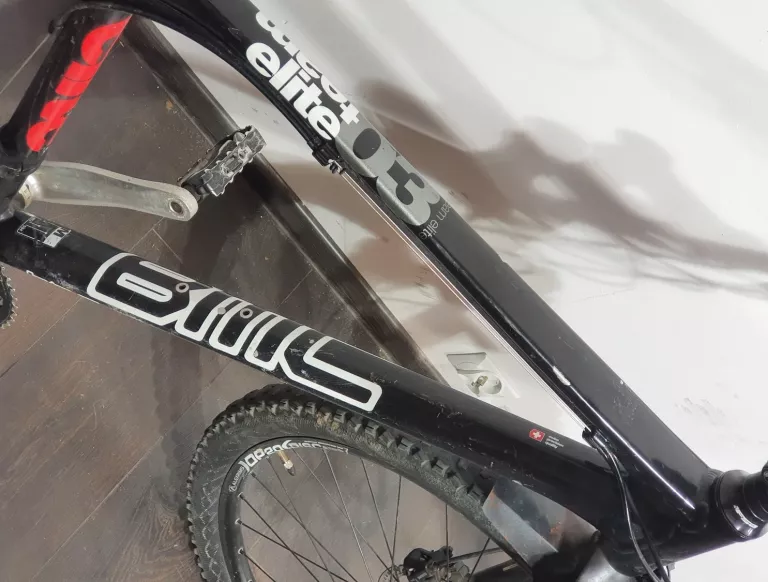 ROWER GÓRSKI BMC TEAMELITE 03
