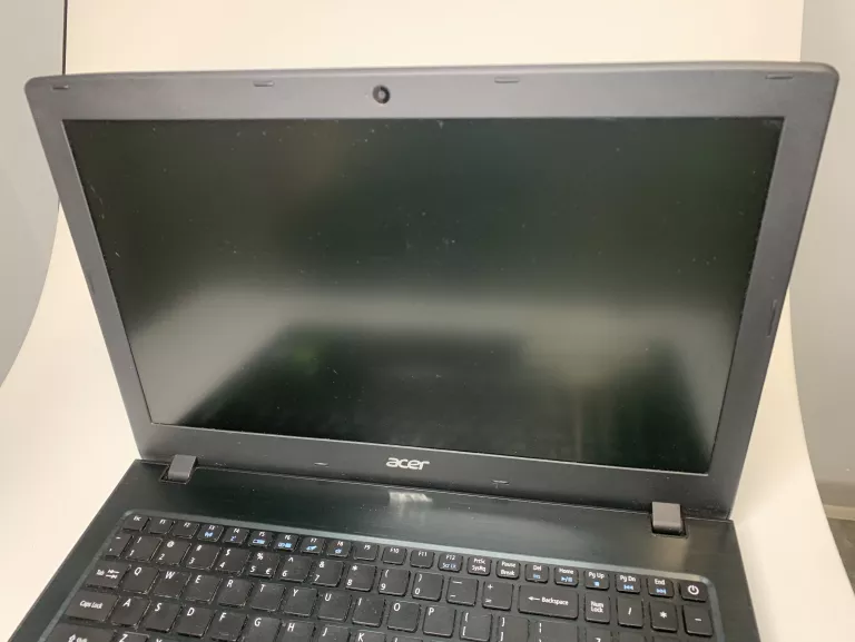 LAPTOP ACER ASPIRE E 15 E5-575G-30L8