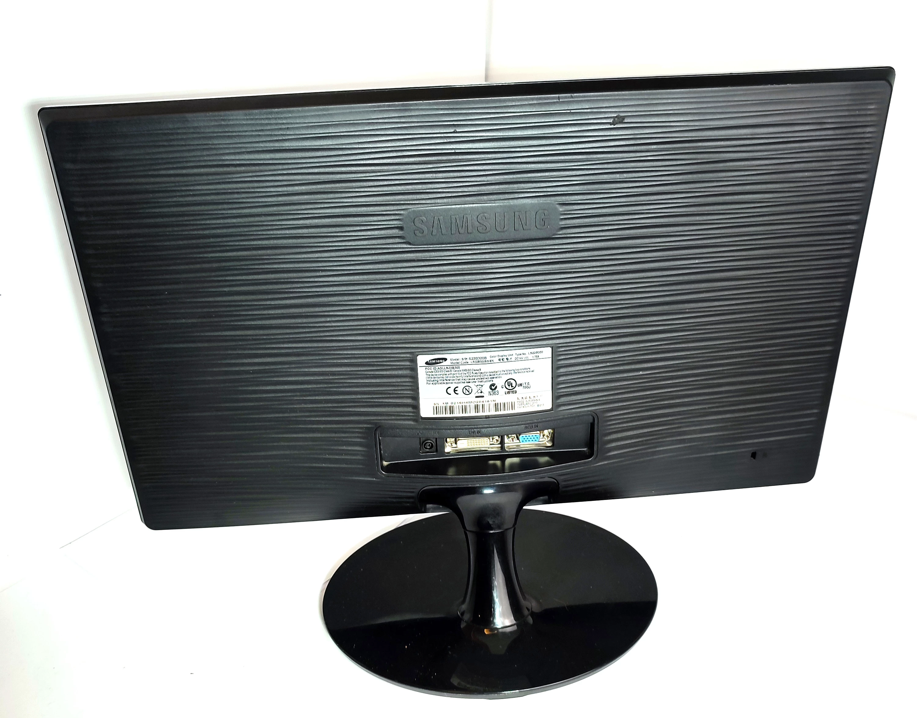 monitor-samsung-s22b300-kod-producenta-ls22b300bsen