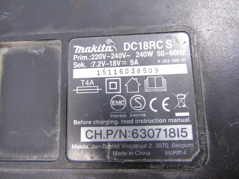 MEGA SZYBKA ŁADOWARKA MAKITA DC18RC