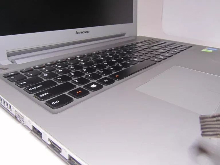 laptop-lenovo-ideapad-z510-i5ssd8gbram-liczba-rdzeni-procesora-2