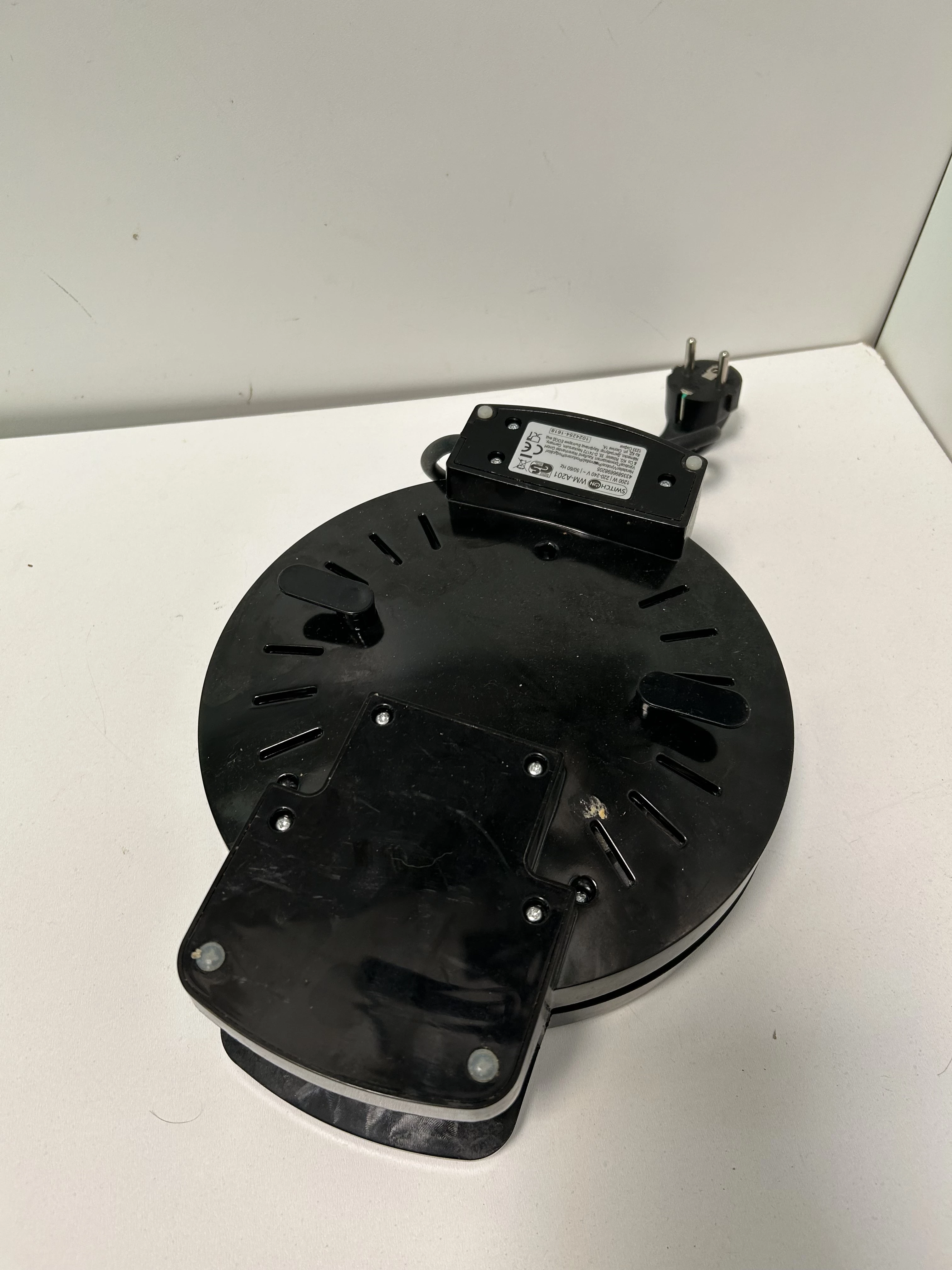 gofrownica-switch-on-wm-a201-1200w-marka-switchon