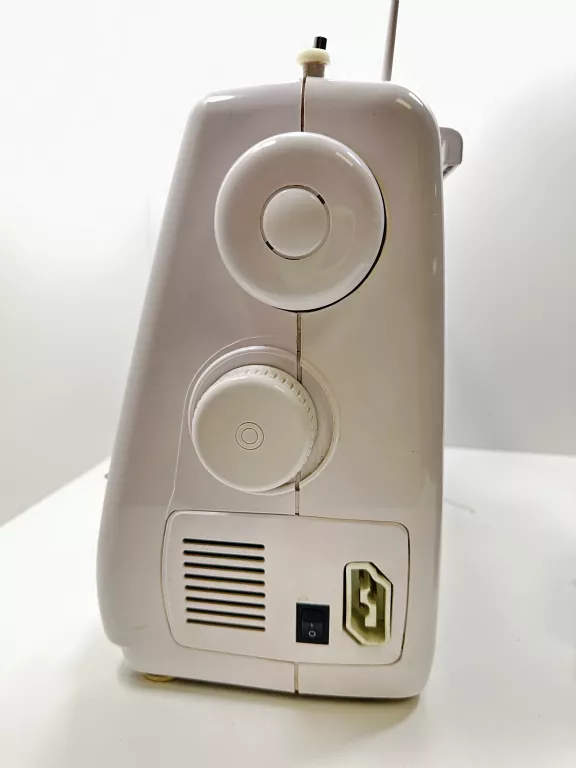 maszyna-do-szycia-lucznik-natalia-2007-pedal-model-lucznik