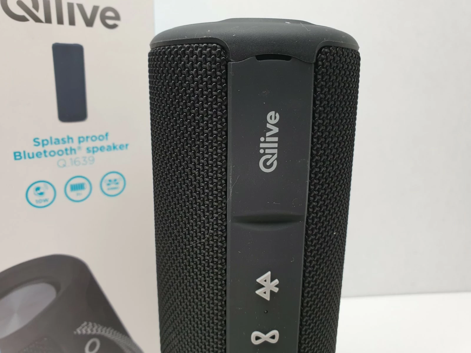 glosnik-qilive-q1639-komplet-czarny-funkcje-odpornosc-na-zachlapanie