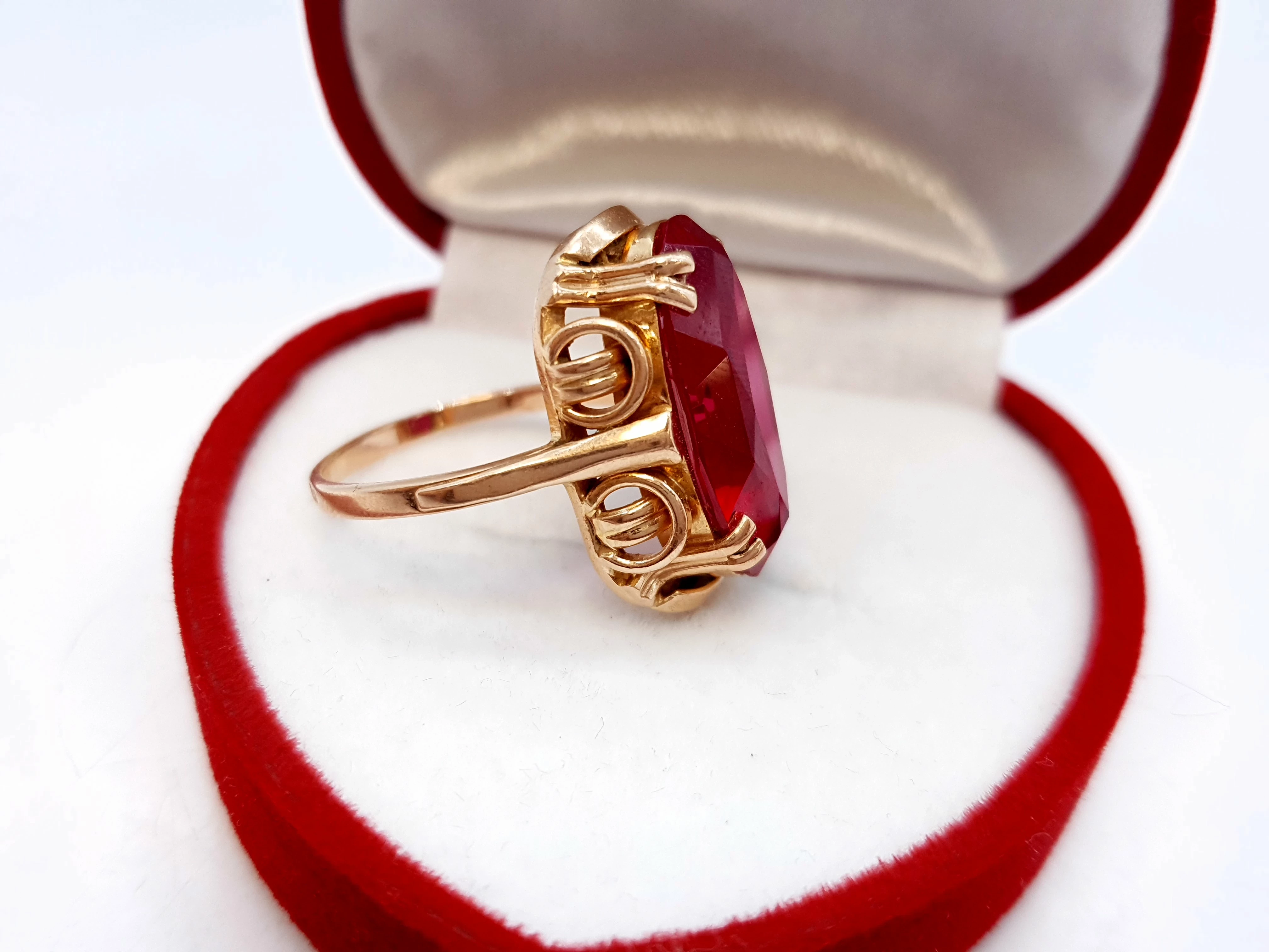 zloty-pierscionek-585-r20-83g-rubin-syntetyczny-rozmiarsrednica-wew-mm-372-20