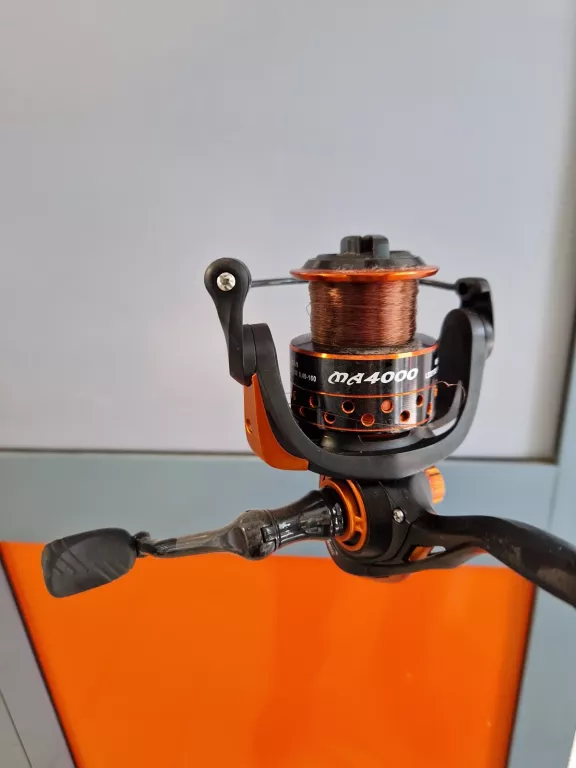 WEDKA FL CARP FEEDER 300 + KOLOWROTEK FL MA4000
