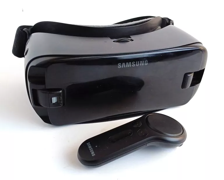 gogle-samsung-gear-vr-z-pilotem-sm-r325-stan-uzywany