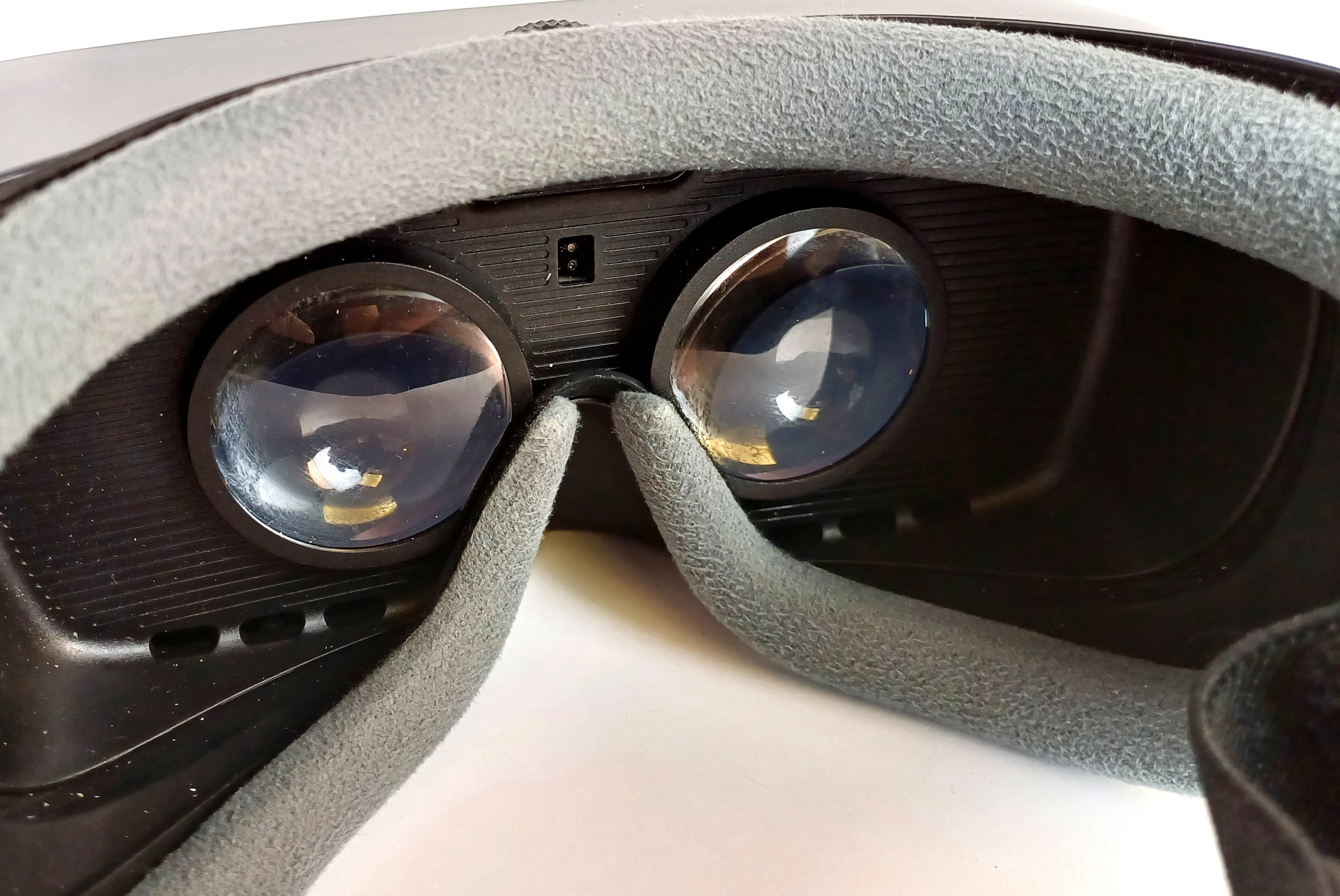 gogle-samsung-gear-vr-z-pilotem-sm-r325-aleja-jana-pawla-ii-9b-reda