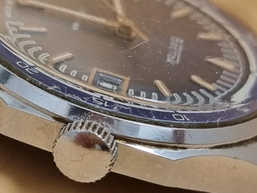 zegarek-wostok-720612-17-kamieni-ksztalt-koperty-okragla