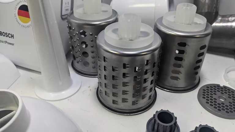 maszynka-do-mielenia-miesa-bosch-mfw3x13w-opis-kolor-dominujacy-bialy