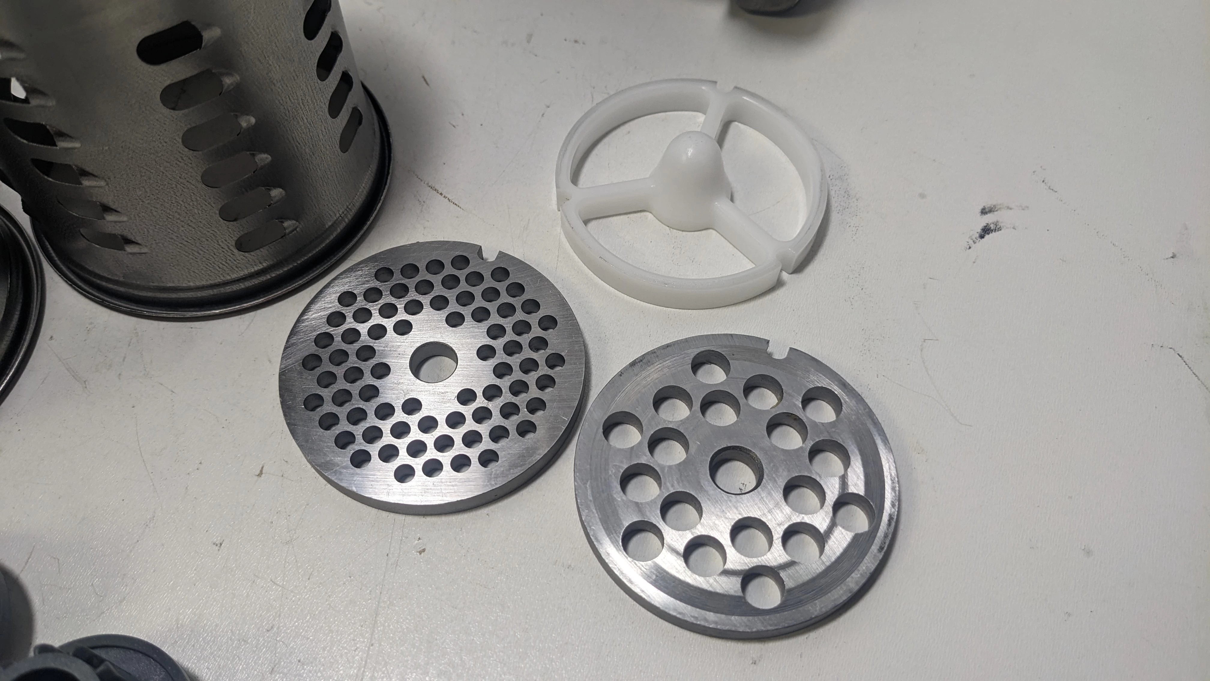 maszynka-do-mielenia-miesa-bosch-mfw3x13w-opis-moc-500