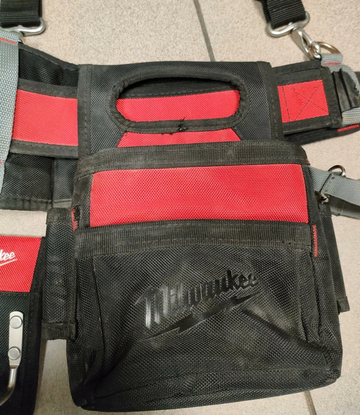 milwaukee-pas-szelki-uprzaz-budowlana-3-maja-23-chorzow