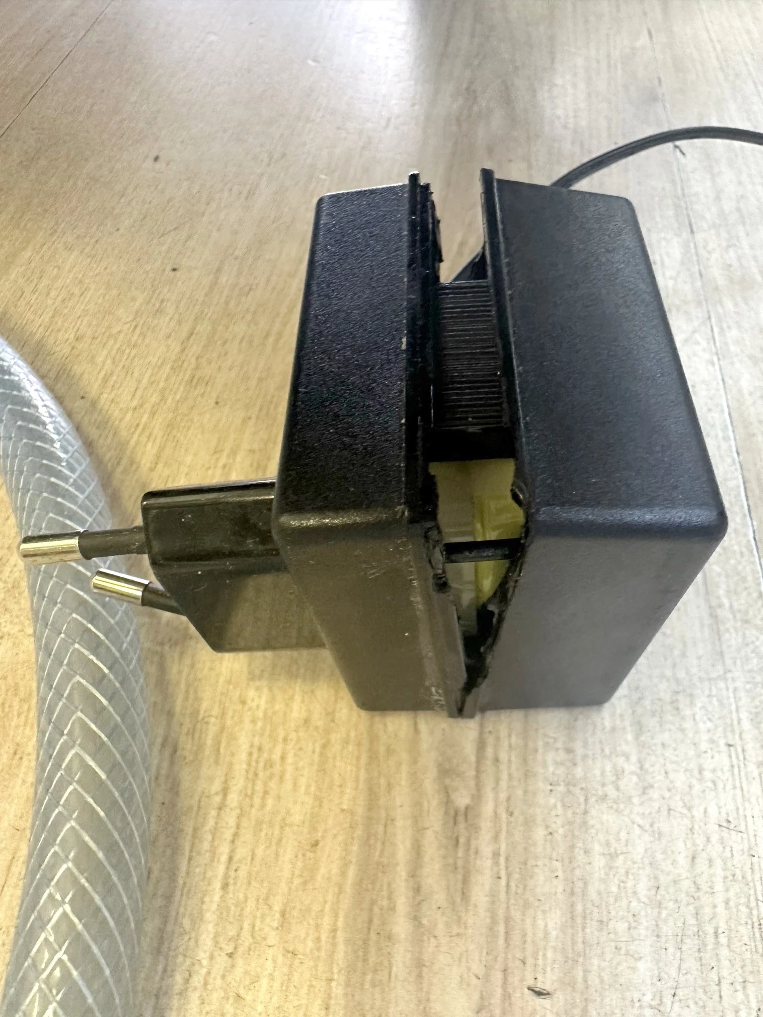 automatyczny-zmiekczacz-wody-king-ei-firmy-mijar-marka-inny