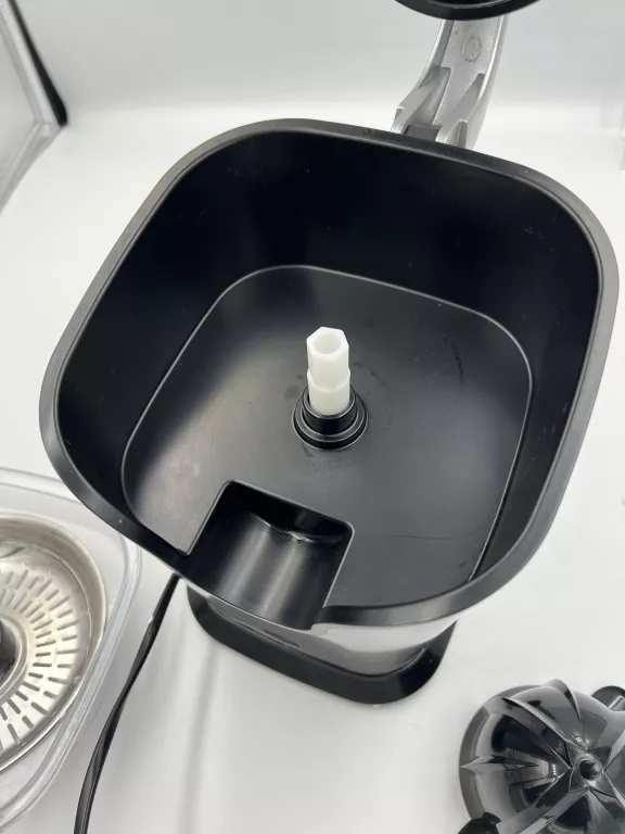 wyciskarka-obh-nordica-elixir-6756-kolor-dominujacy-czarny