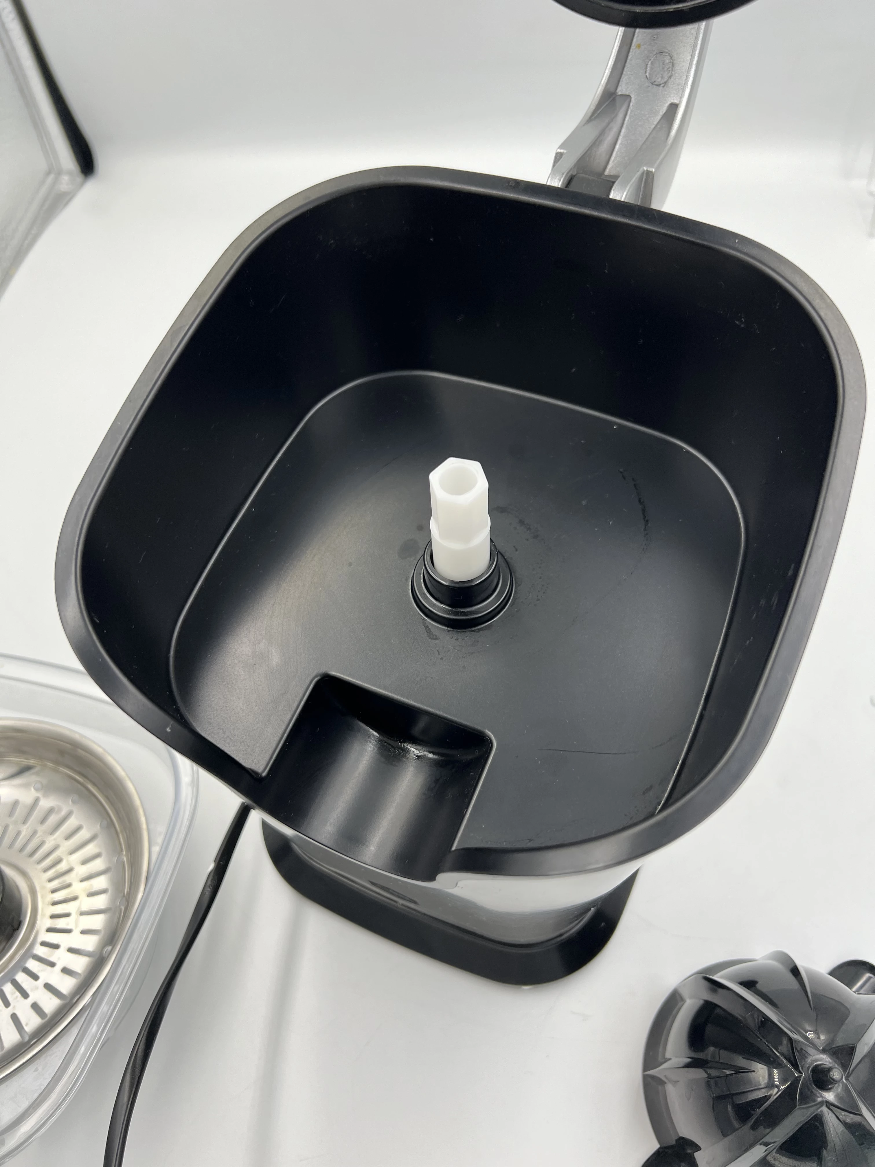 wyciskarka-obh-nordica-elixir-6756-kolor-dominujacy-czarny