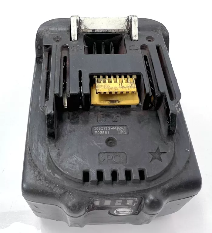SZLIFIERKA KĄTOWA MAKITA DGA517 + AKU