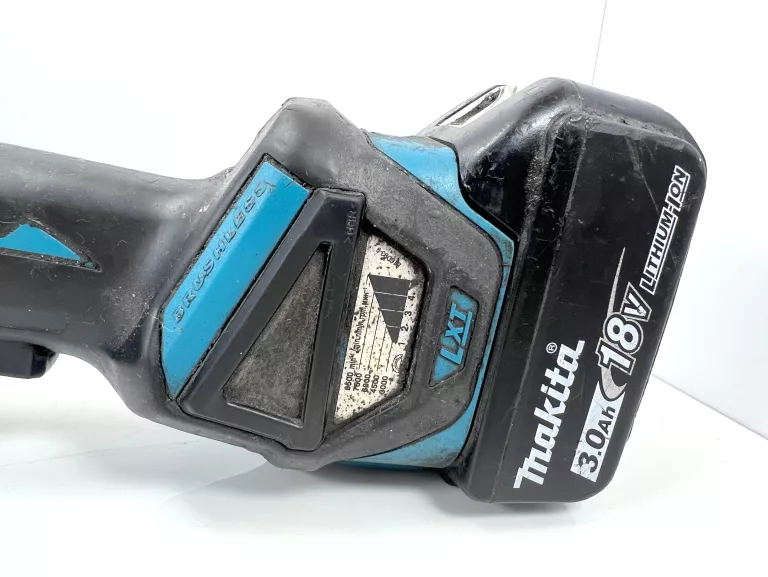 SZLIFIERKA KĄTOWA MAKITA DGA517 + AKU