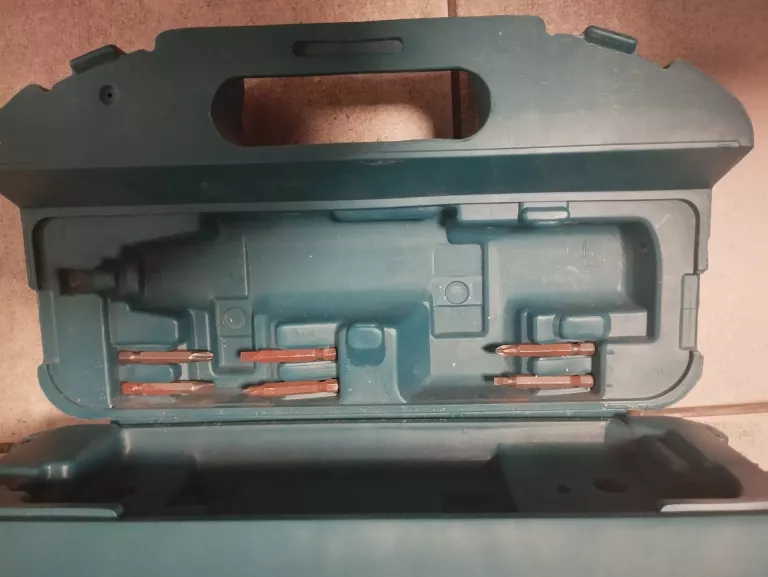 WIERTARKO WKRĘTARKA MAKITA 6723DW