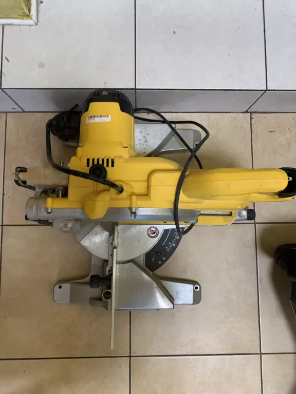 UKOŚNICA DEWALT DWS 777
